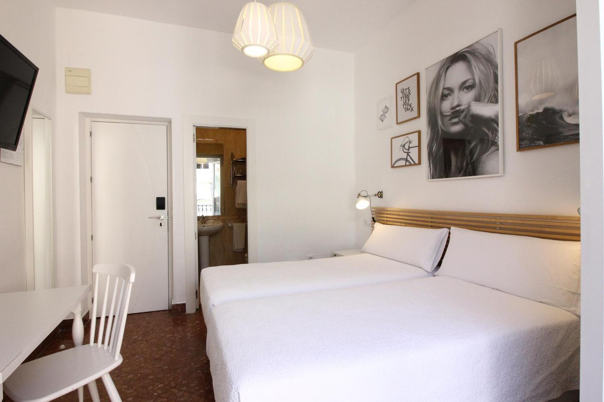 Las Atarazanas - Design Hostal Seville Exterior photo