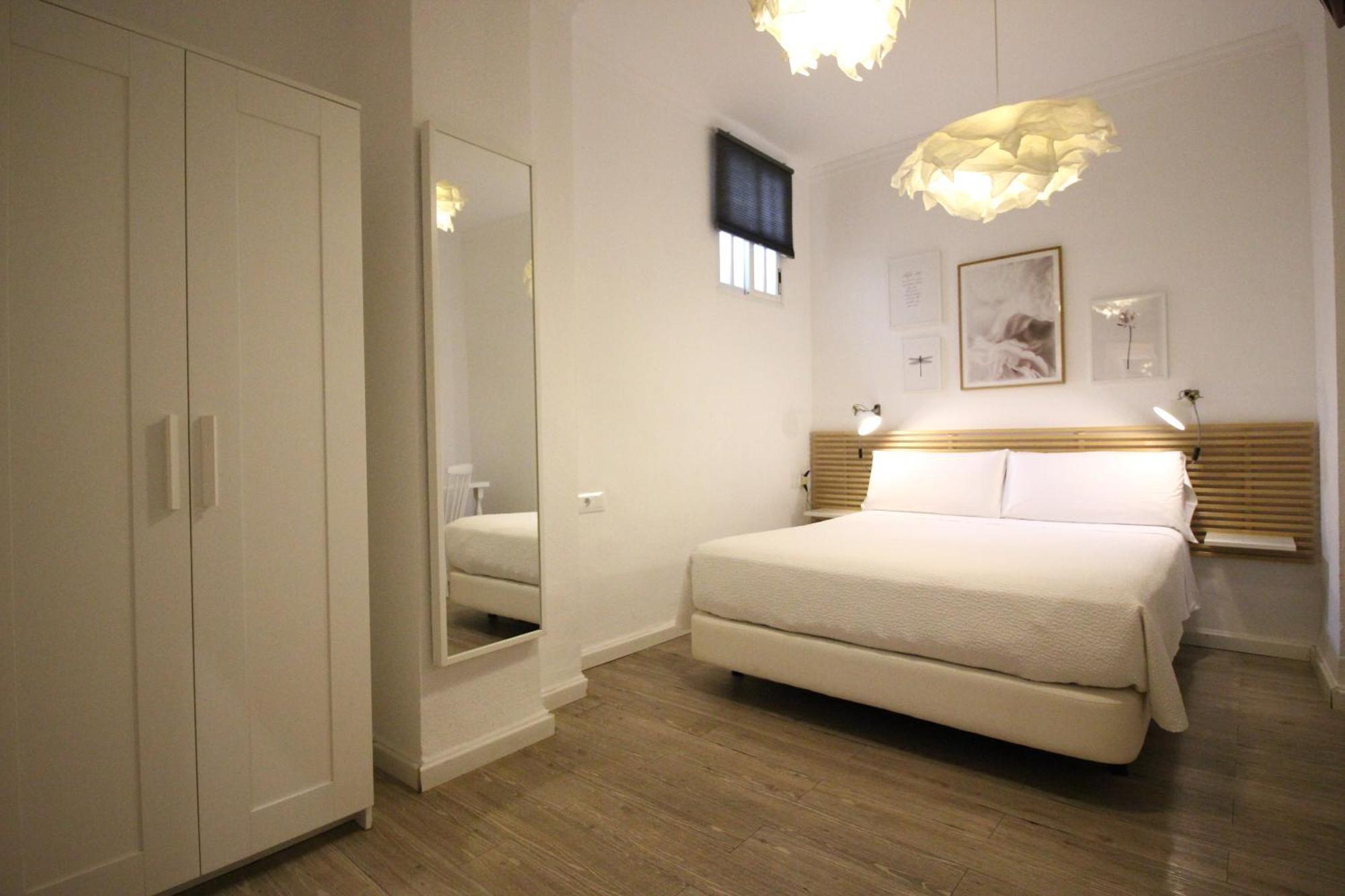 Las Atarazanas - Design Hostal Seville Exterior photo